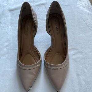 Kelly & Katie Women's Beige Flats